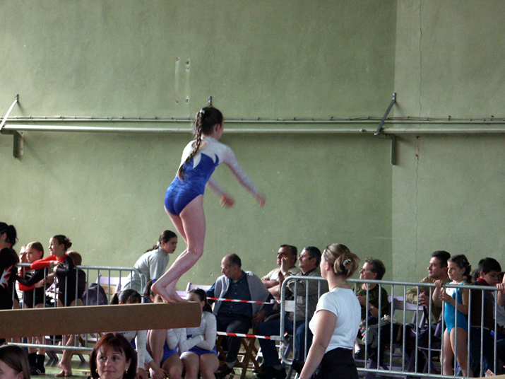 2005-04 gym-cel 007.jpg - DCF 1.0